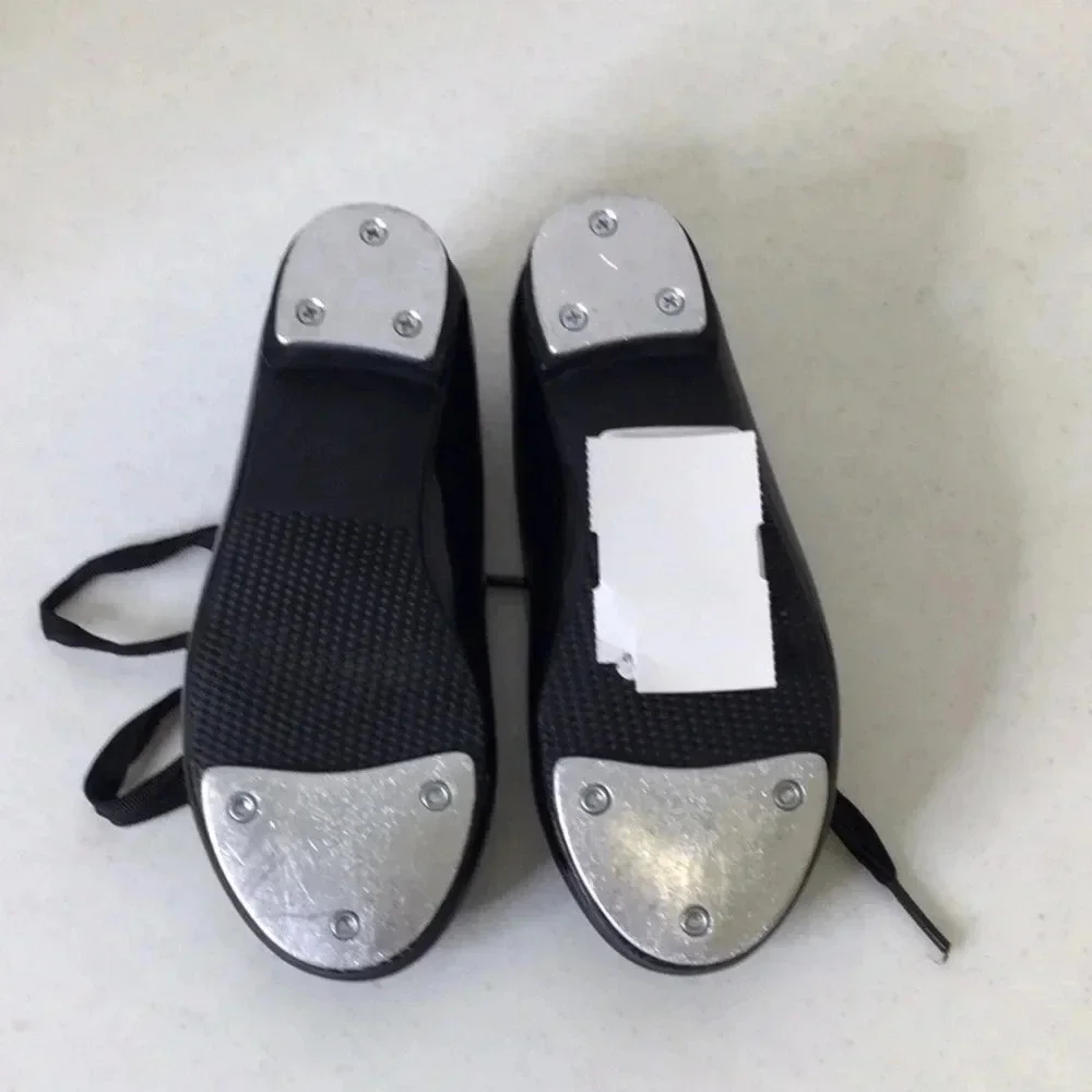 Dance Class Girls Tap Shoes size 8.5